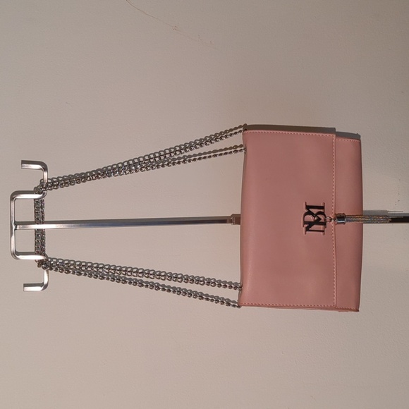 Badgley Mischka beautiful pink purse - Picture 2 of 10